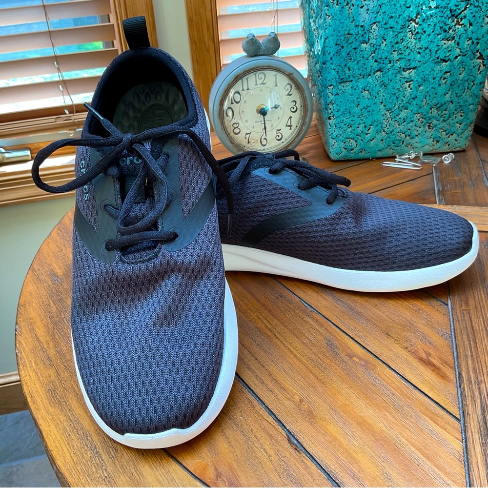 Crocs Lite Ride men’s sneakers. EUC